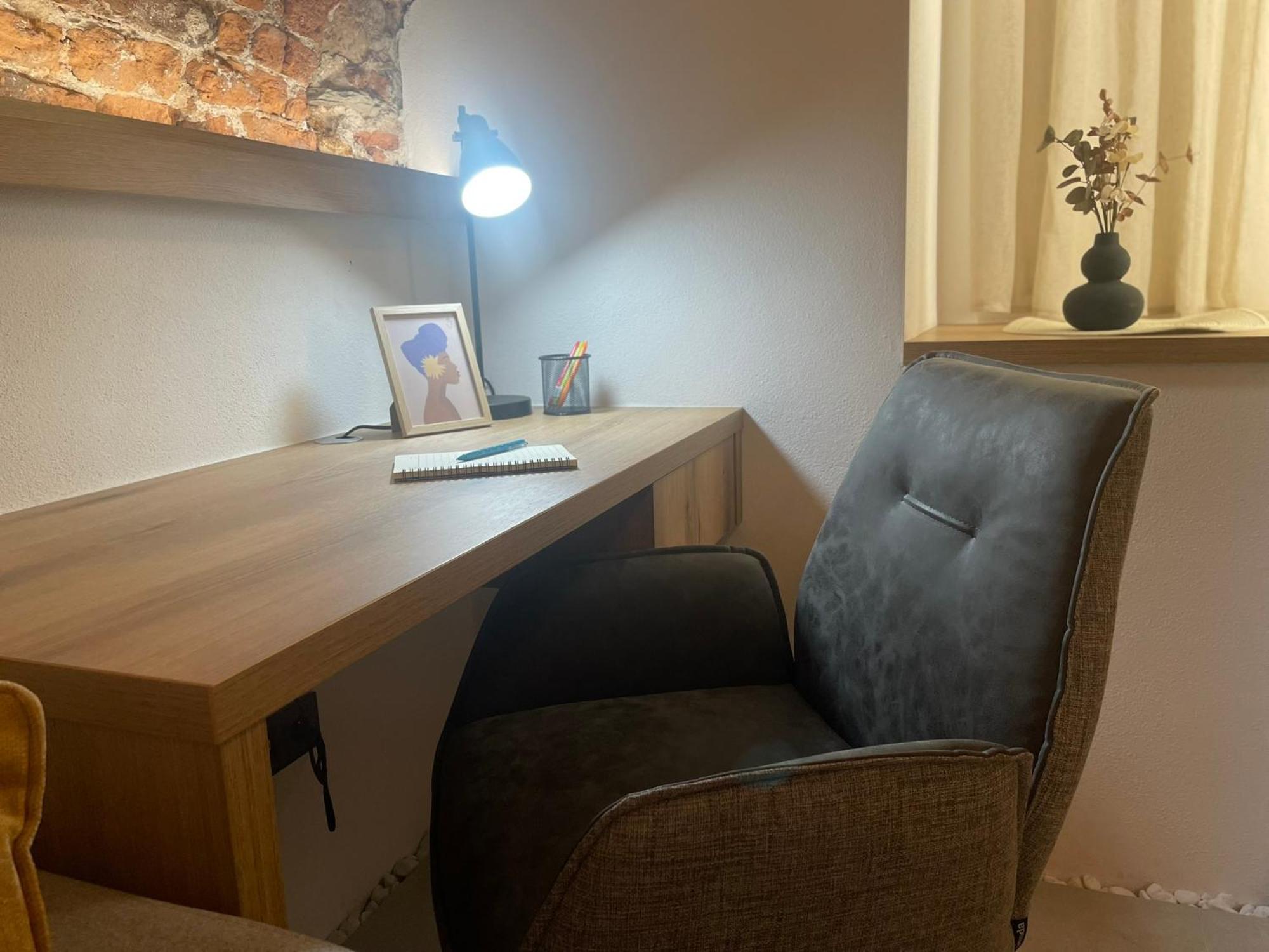 Understreet Studio With Private Parking โกชิเซ ภายนอก รูปภาพ